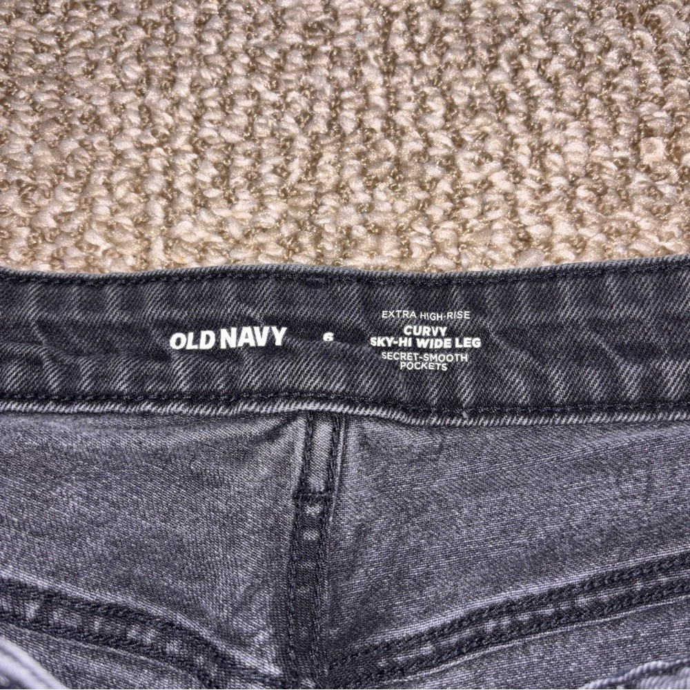 Faded Black Old Navy Jeans - Picture 5 of 7